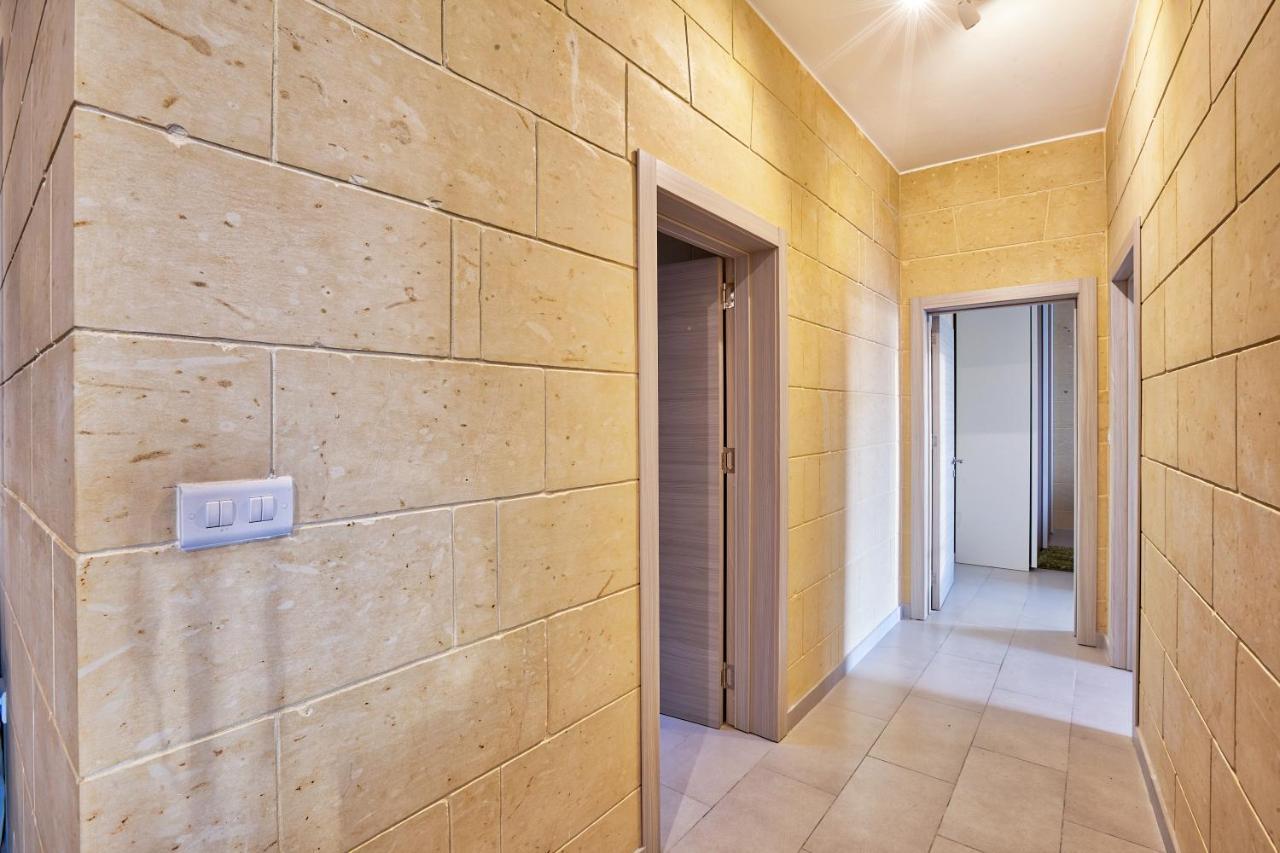사넷 Summer Fields Penthouse With Amazing Views 아파트 외부 사진