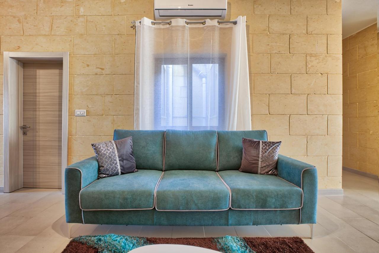 사넷 Summer Fields Penthouse With Amazing Views 아파트 외부 사진